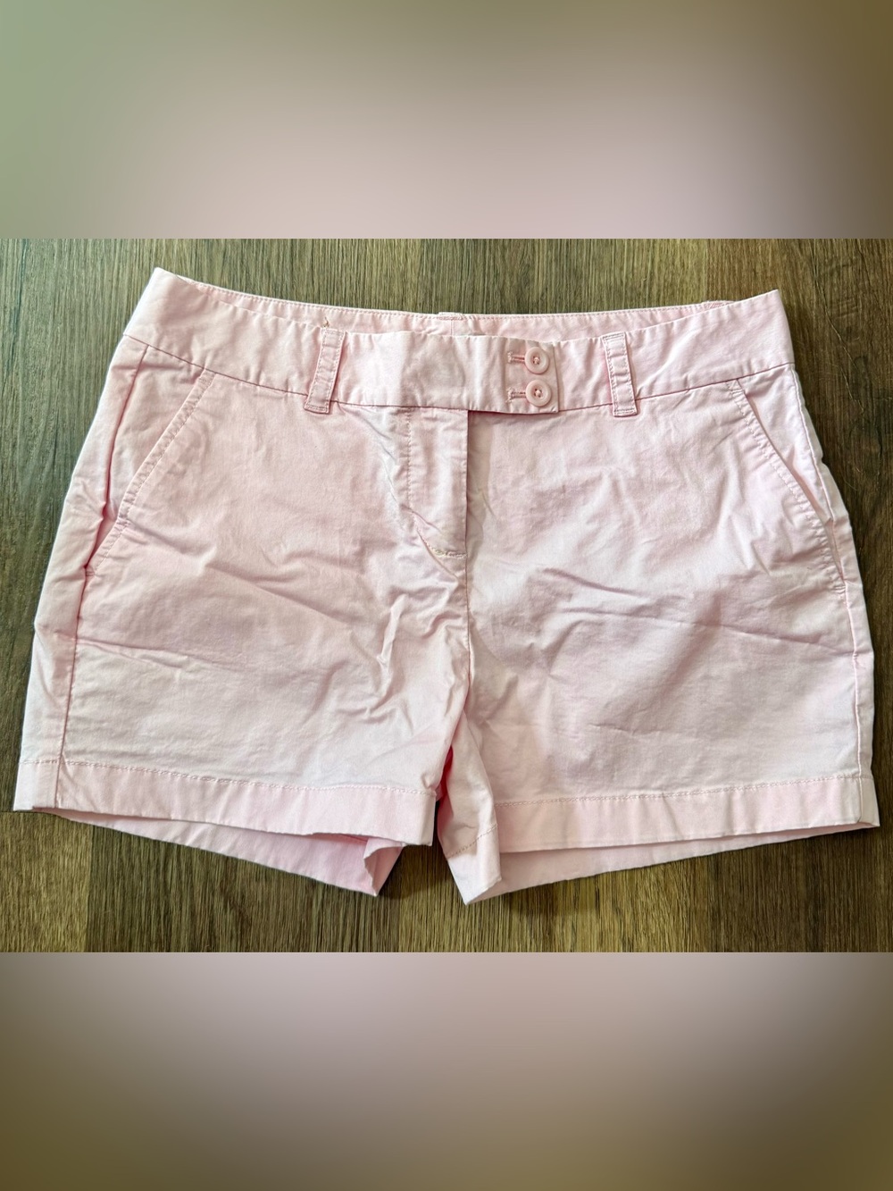 Vineyard Vines Women's Light Pink Cotton Chino Shorts